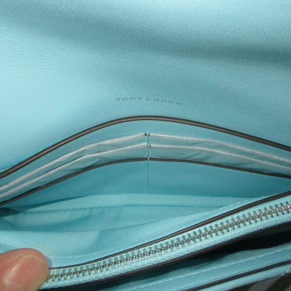 Tory Burch Kira Flapped Crossbody Bag - Picture 14 of 16